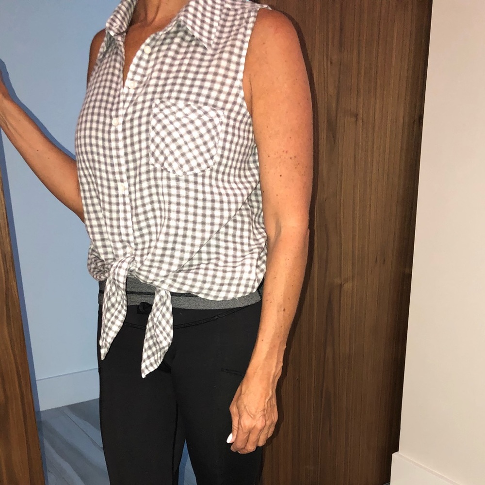 C & C grey checked sleeveless top small